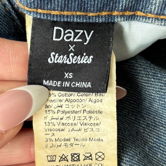 DAZY High Rise Baggy Jeans - Picture 11 of 14
